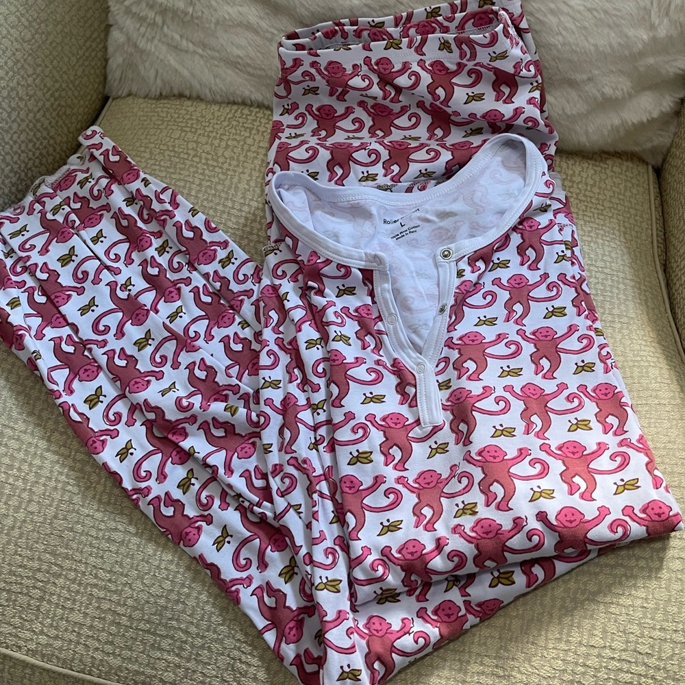 EXCELLENT CONDITION - Pink Roller Rabbit Monkey Long Sleeve Pajamas
